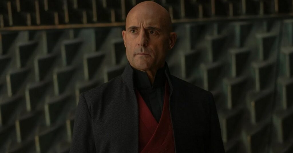 Mark Strong como Imperador Javicco Corrino